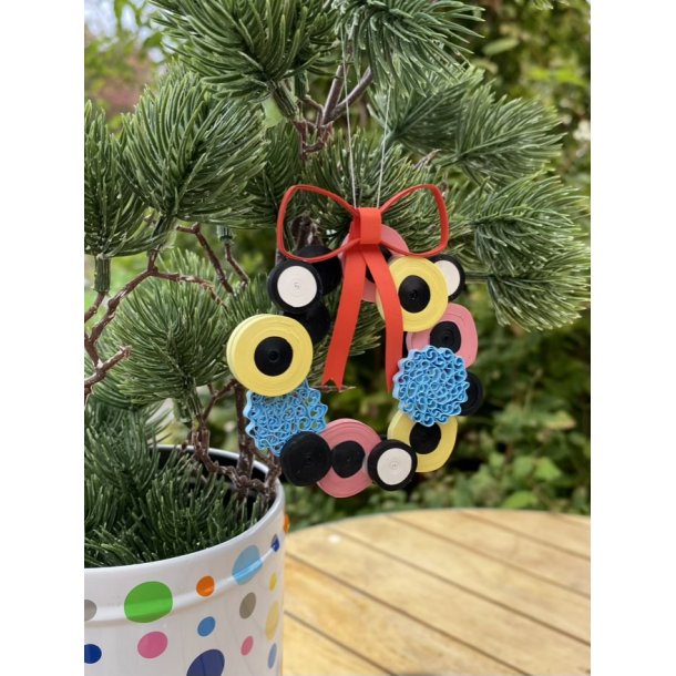 Ide-side Quilling Lakridskonfekt (med trin for trin fotos) 