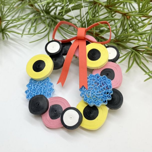 Ide-side Quilling Lakridskonfekt (med trin for trin fotos) 